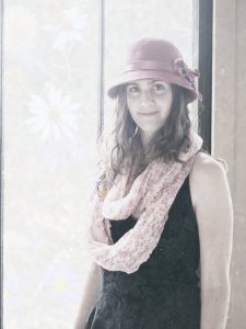 Cassia Dawn, singer, songwriter, Cassia Dawn musician, live music, gigs, soul music, soul singer, pop music, jazzy soul musician, alternative music, acoustic soul musician, acoustic pop soul, acoustic guitar, female singer