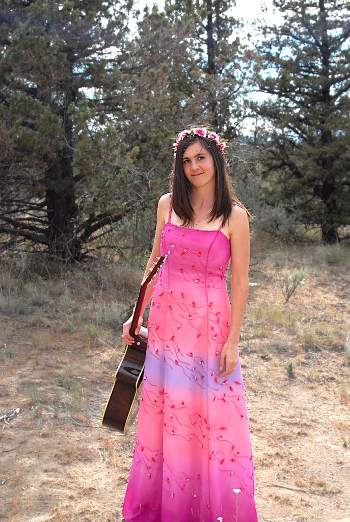 Cassia Dawn, singer songwriter, guitarist, female vocalist, indie artist, indie musician, soul pop, alternative, music, soul music
